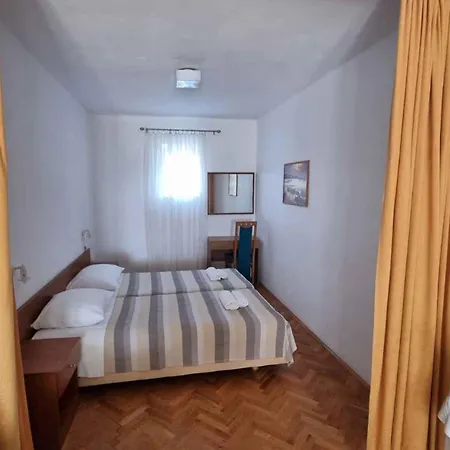 Διαμέρισμα Ljubac 1 *